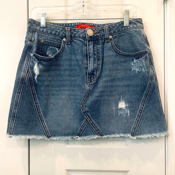 CAFFEINE Dresses & Skirts - CAFFEINE Mini Denim Woman’s Skirt Light Wash with Frayed Hem. Size: Medium